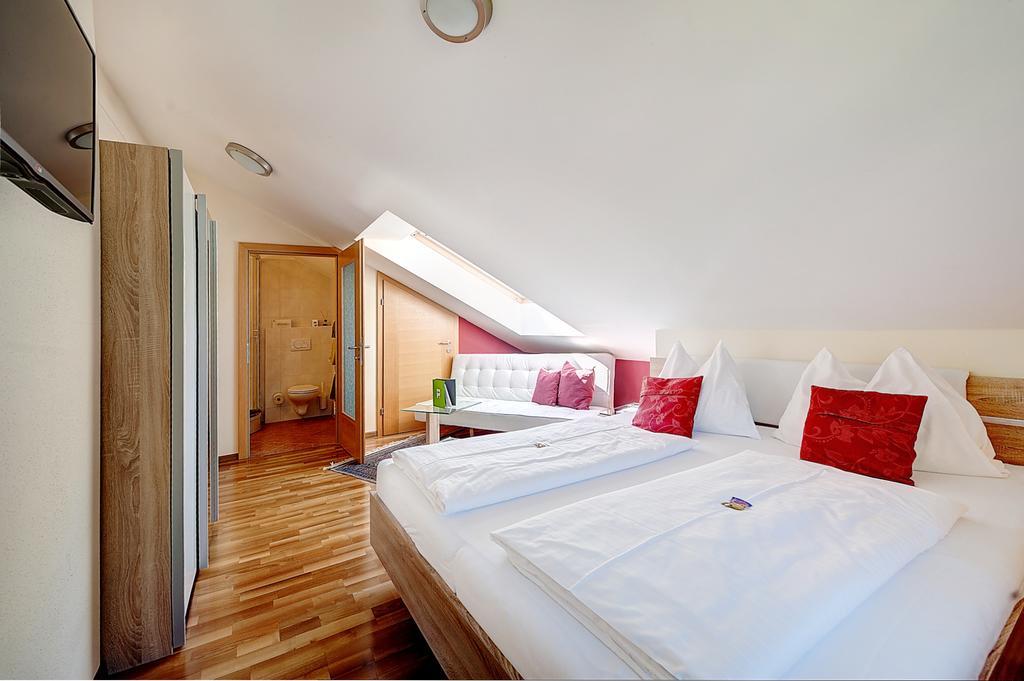 Hotel Buerglstein Saint Wolfgang Kültér fotó