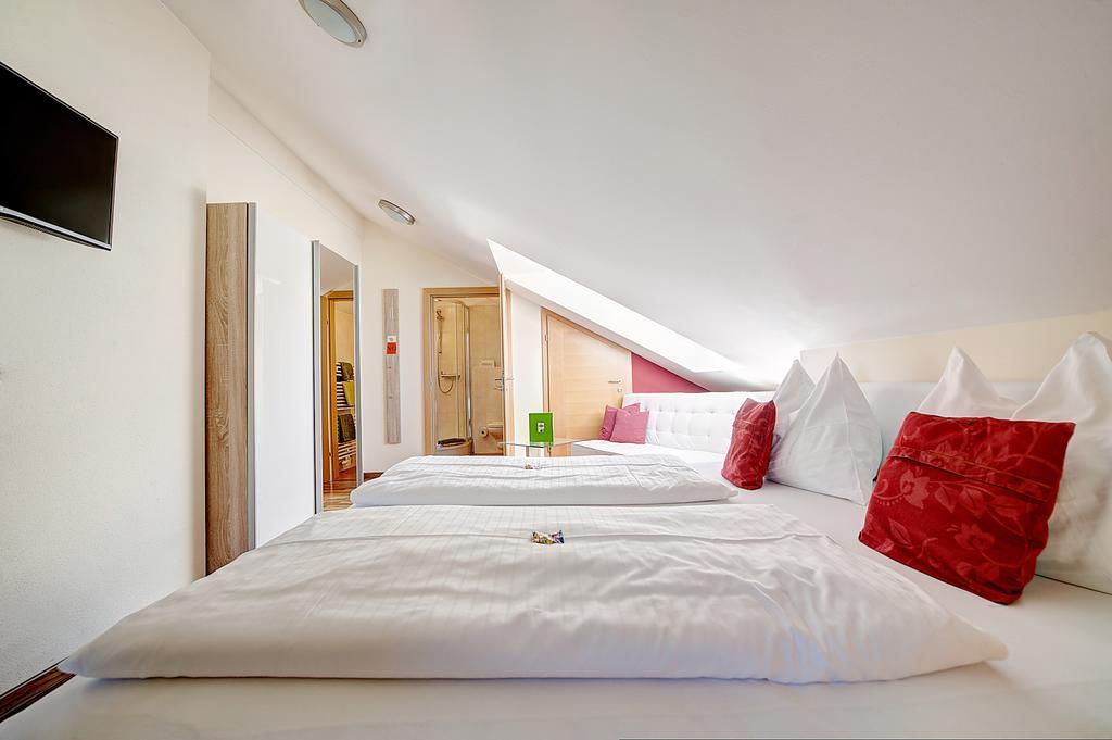 Hotel Buerglstein Saint Wolfgang Szoba fotó